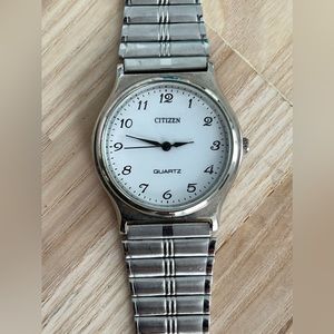 Citizen Watch Vintage White Dial Stainless Adjustable Bracelet Quartz